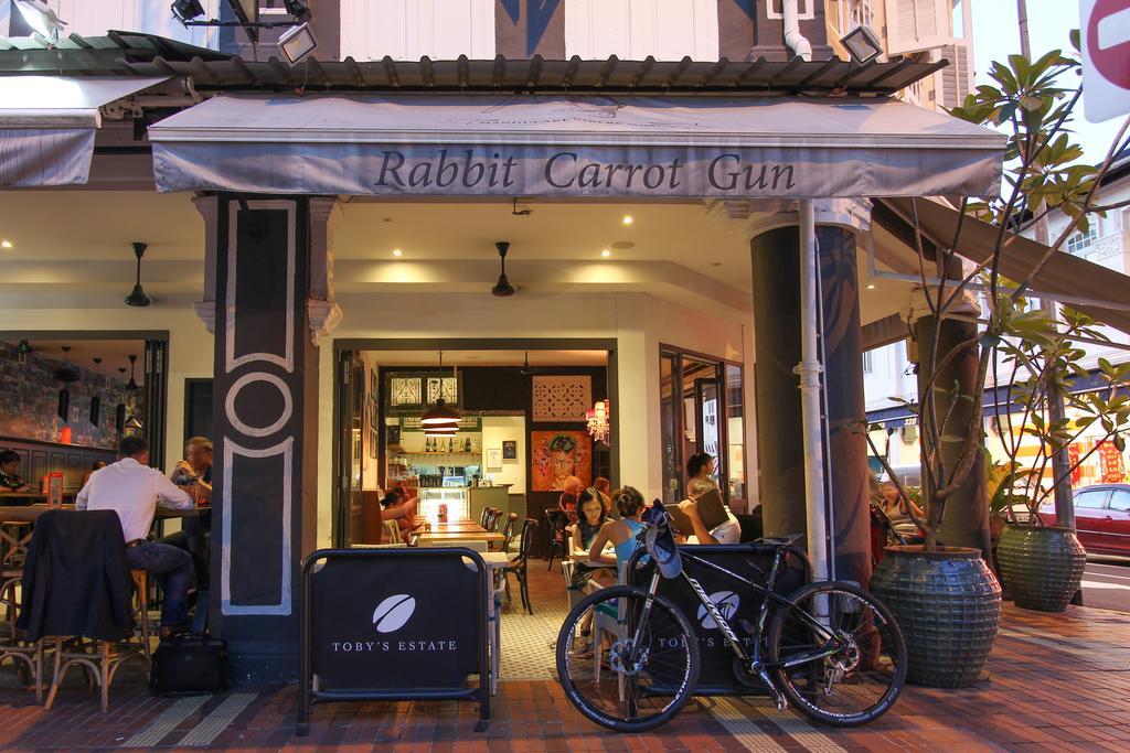 Rabbit Carrot Gun Aparthotel Singapore Exterior foto
